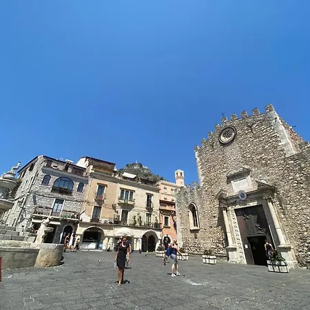 Casa Viola - Al Centro * تاورمينا